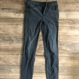 Gray American Eagles Jeans—10 Long